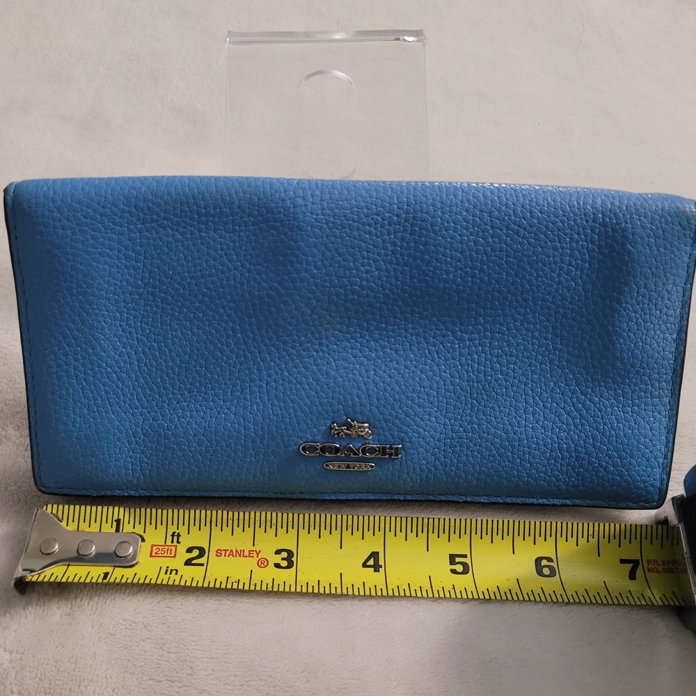 Coach Wallet 🩵 - Picture 6 of 7
